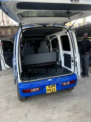 Daihatsu Hijet 2017 Blue
