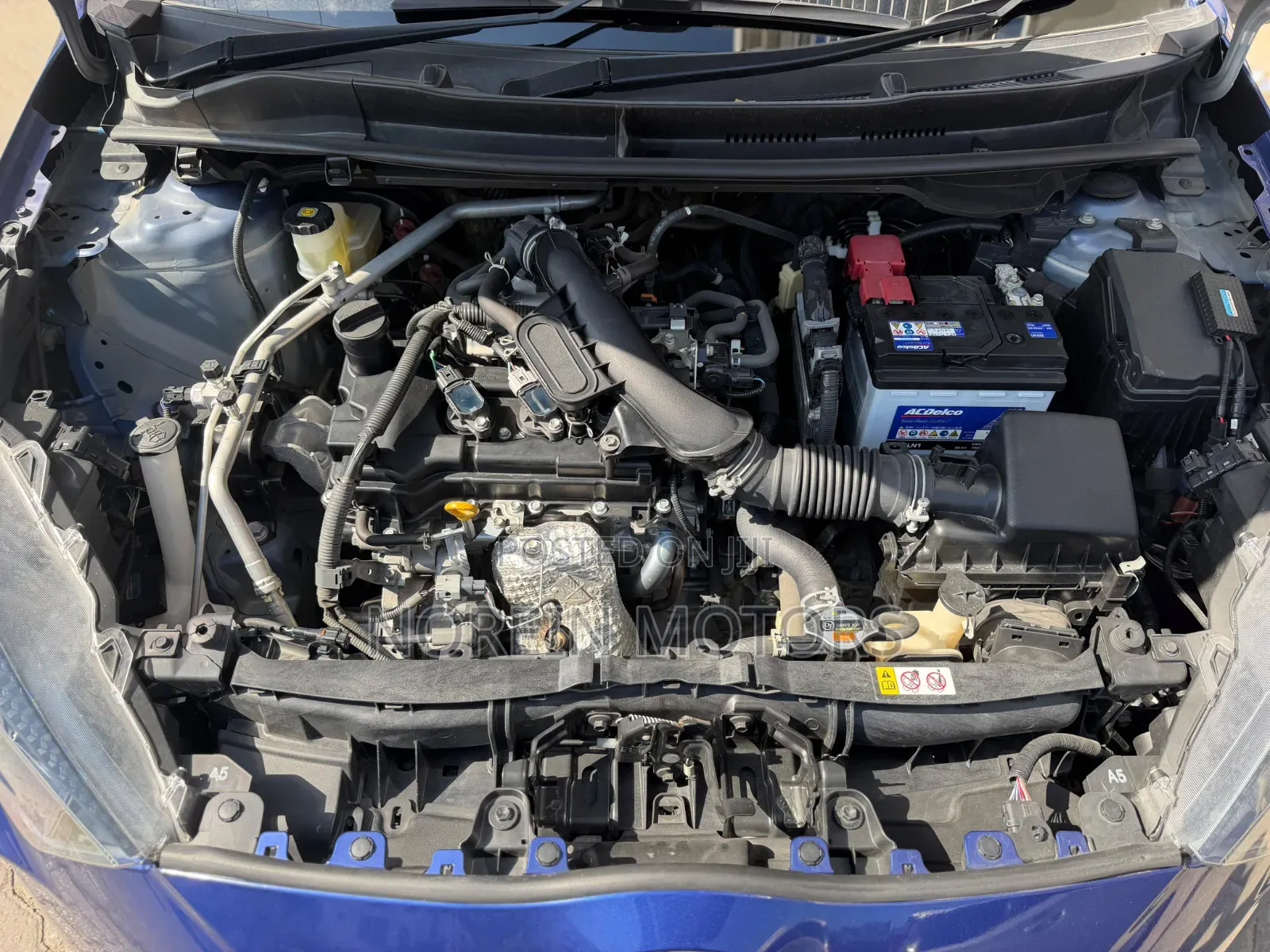 Toyota Yaris 2021 Blue