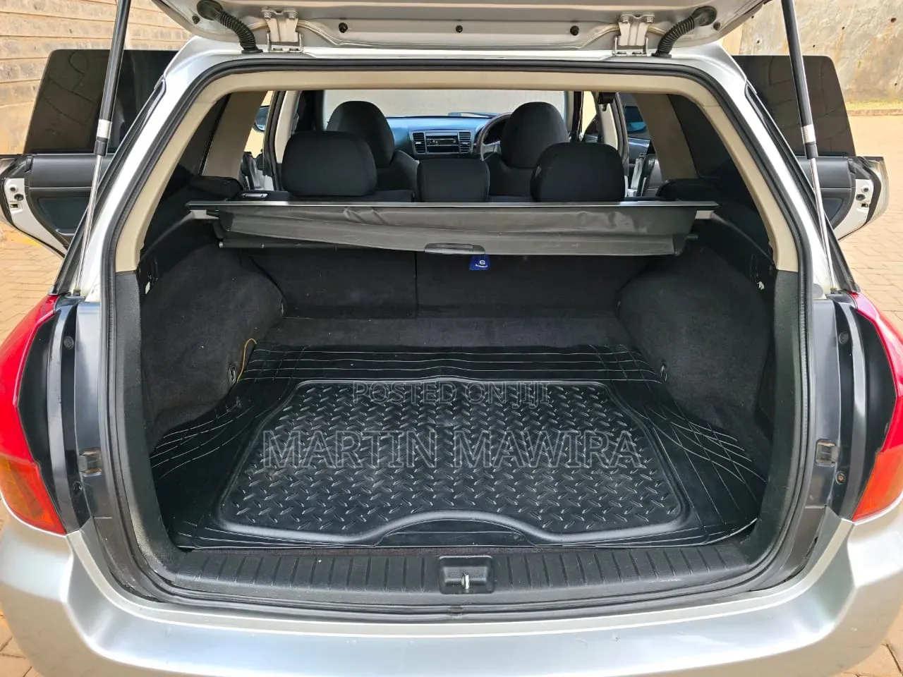 Subaru Legacy 2005 Silver