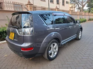 Mitsubishi Outlander 2.4 2008 Gray
