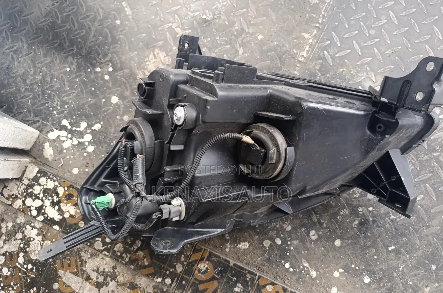 CR-V/ Rd Headlight