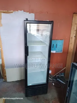Showcase Fridge