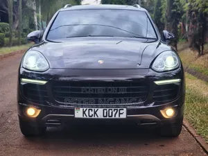 Porsche Cayenne 2016 Purple