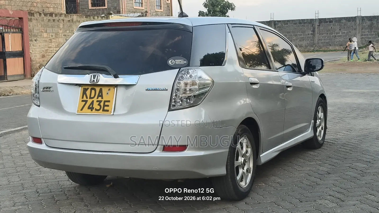 Honda Fit Shuttle 2013 Silver