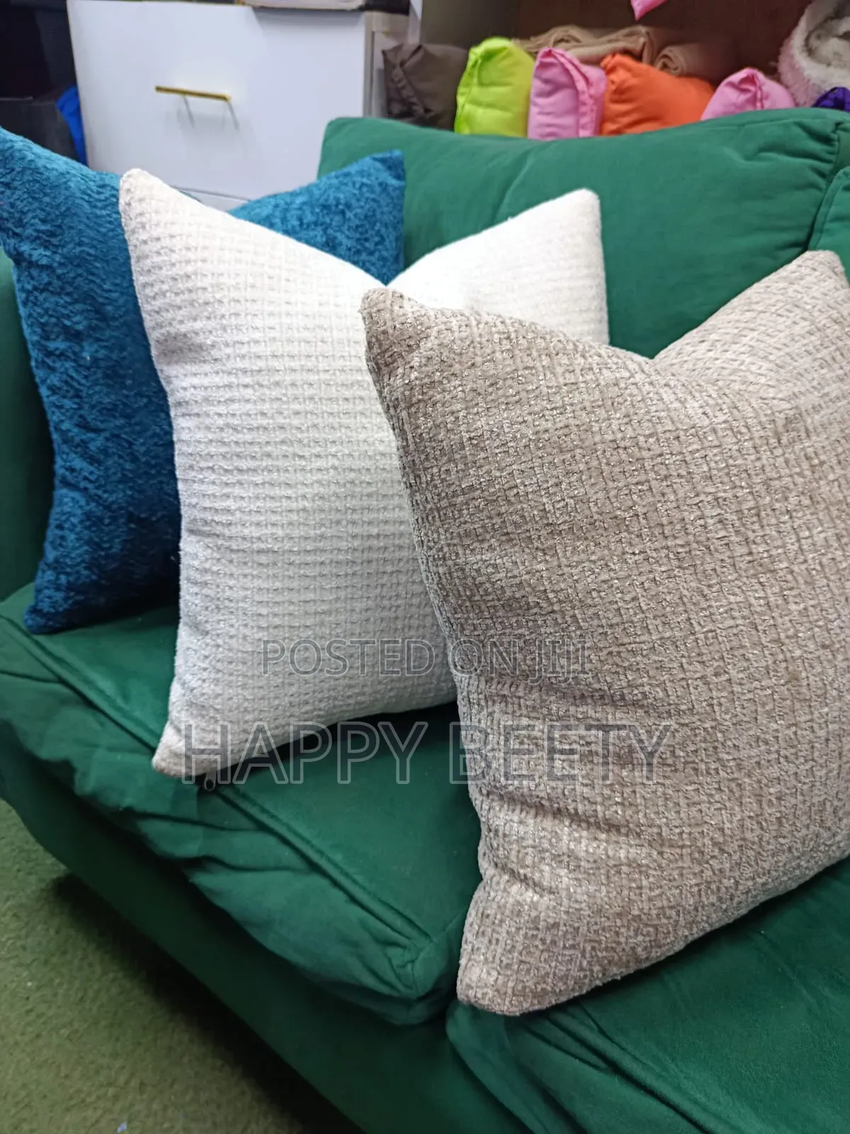 Beautiful Pillows for Your Home/BNB/Restaurant Etc