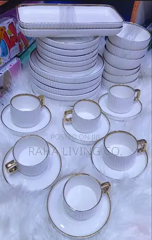 32pc Porcelain Dinner Set