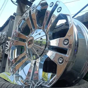 Toyota Landcruiser V8 Size 22inch Rims