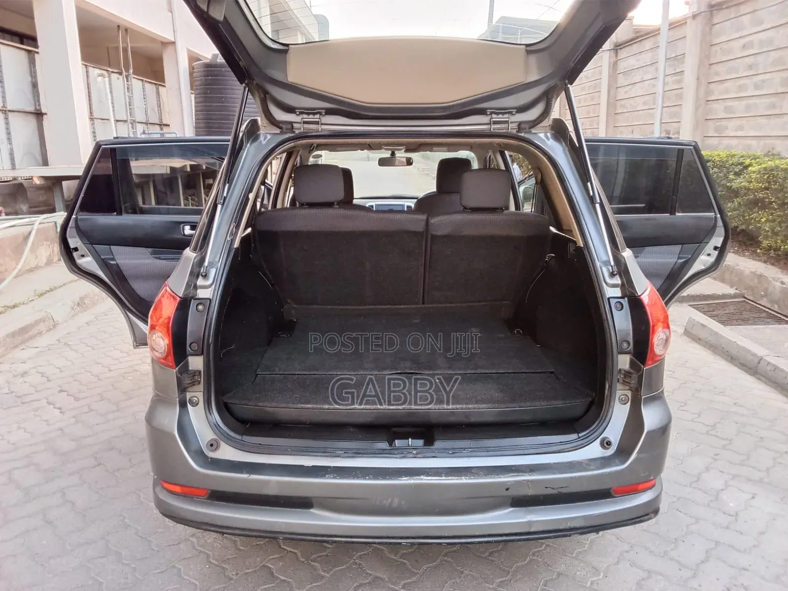 Nissan Wingroad 2006 Gray