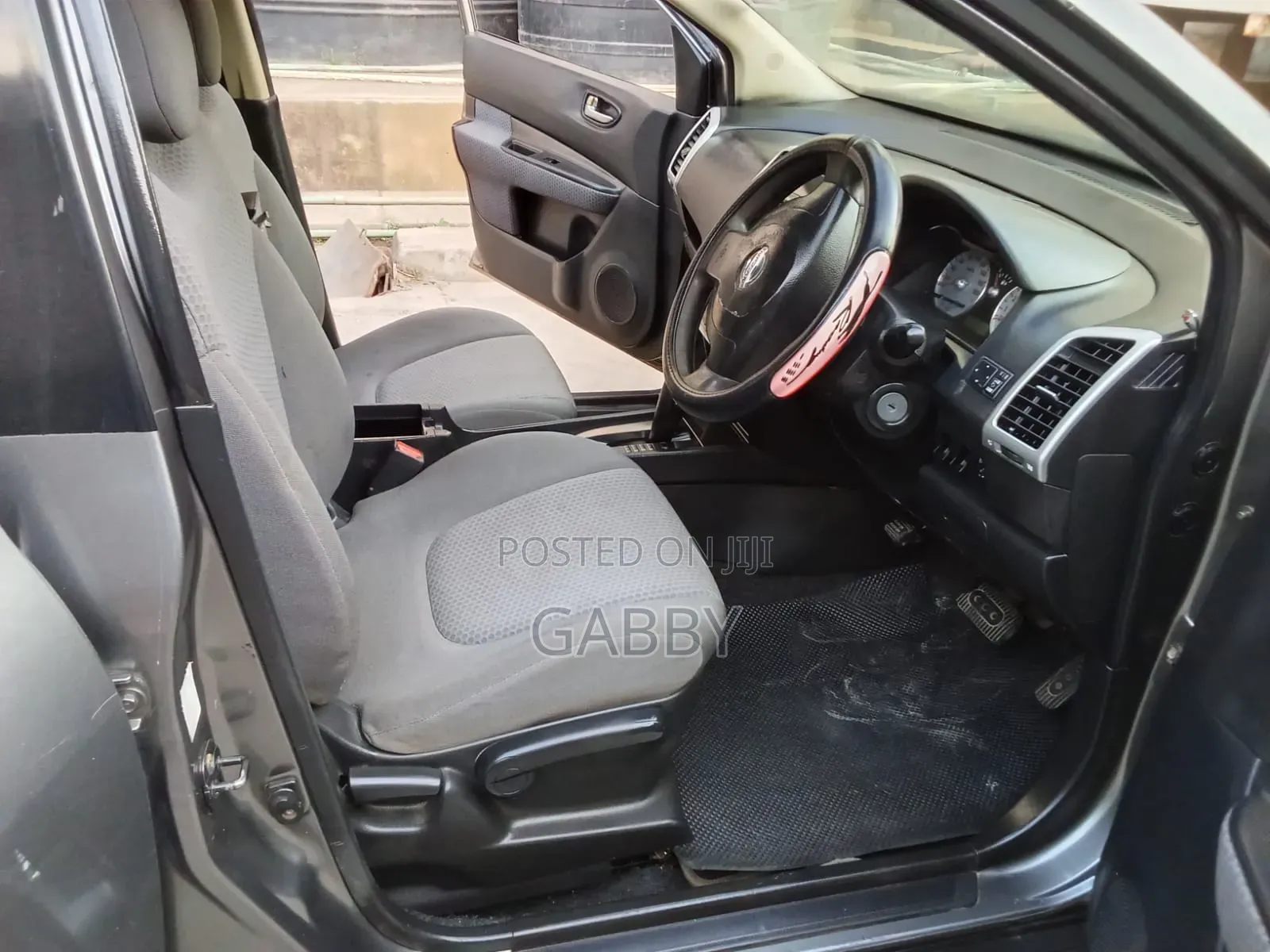 Nissan Wingroad 2006 Gray