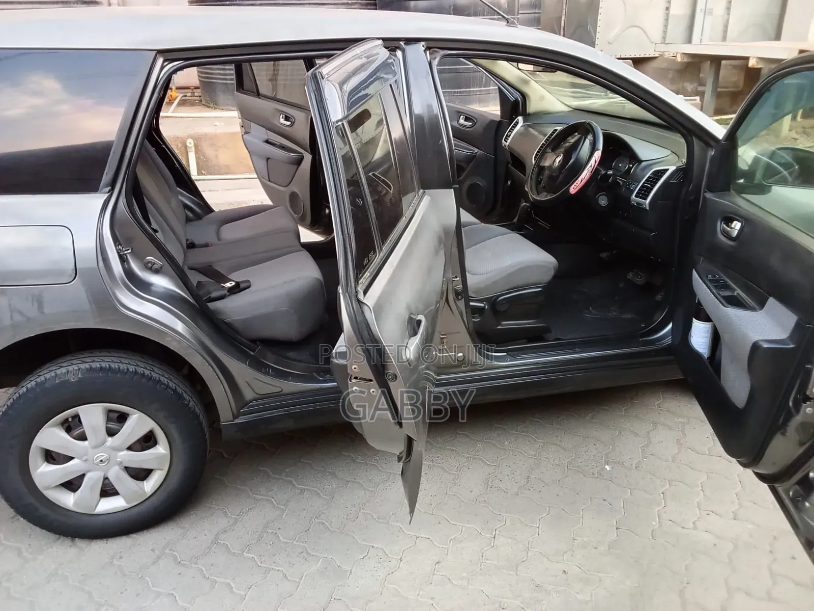 Nissan Wingroad 2006 Gray