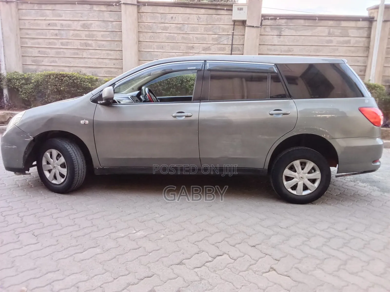 Nissan Wingroad 2006 Gray
