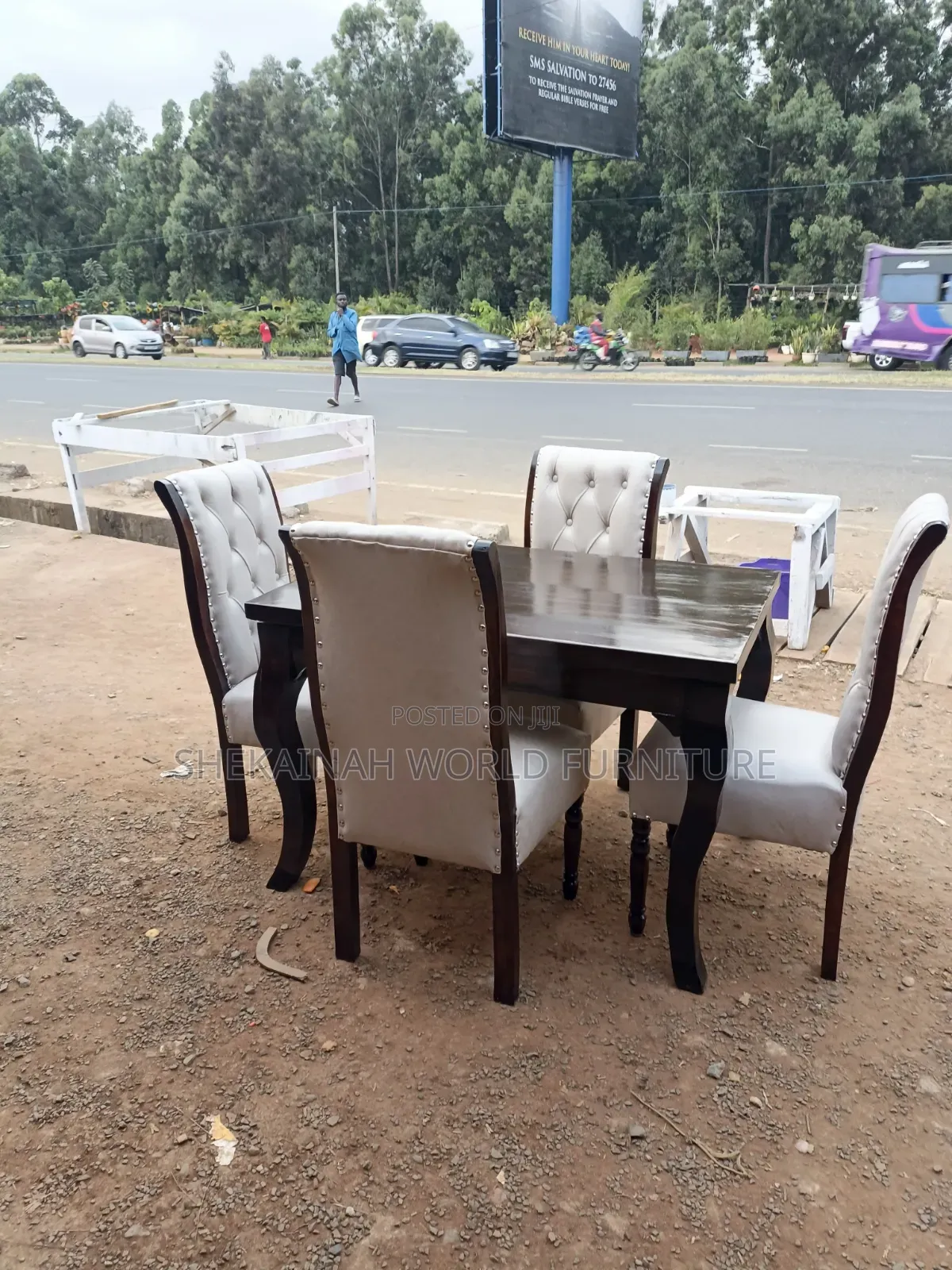 Dinning Table