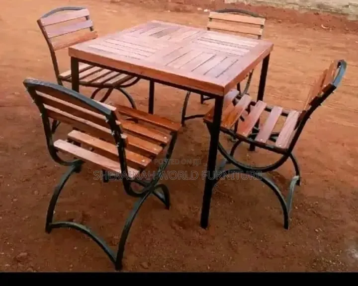Dinning Table