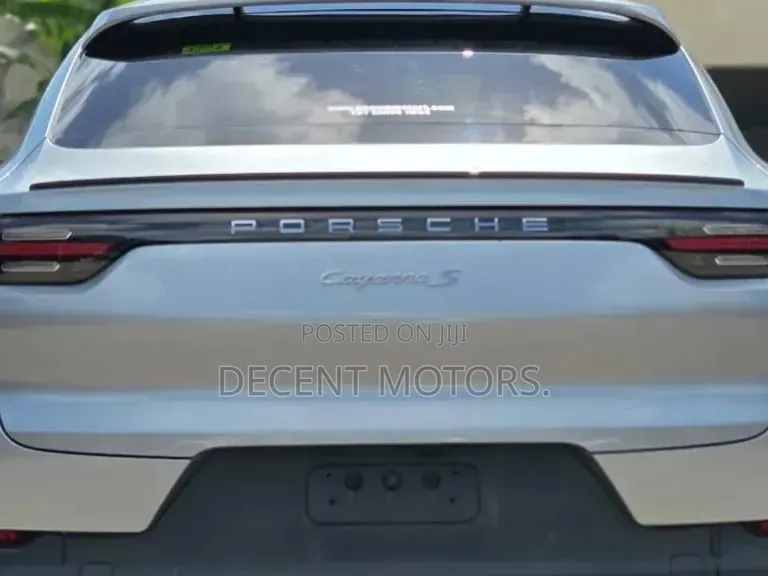 Porsche Cayenne S AWD 2020 Silver