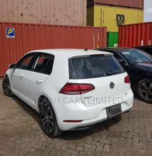 Volkswagen Golf 1.4T TSI FWD 2020
