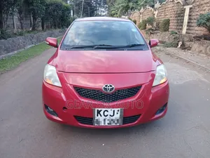 Toyota Belta 2009 Red