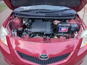 Toyota Belta 2009 Red