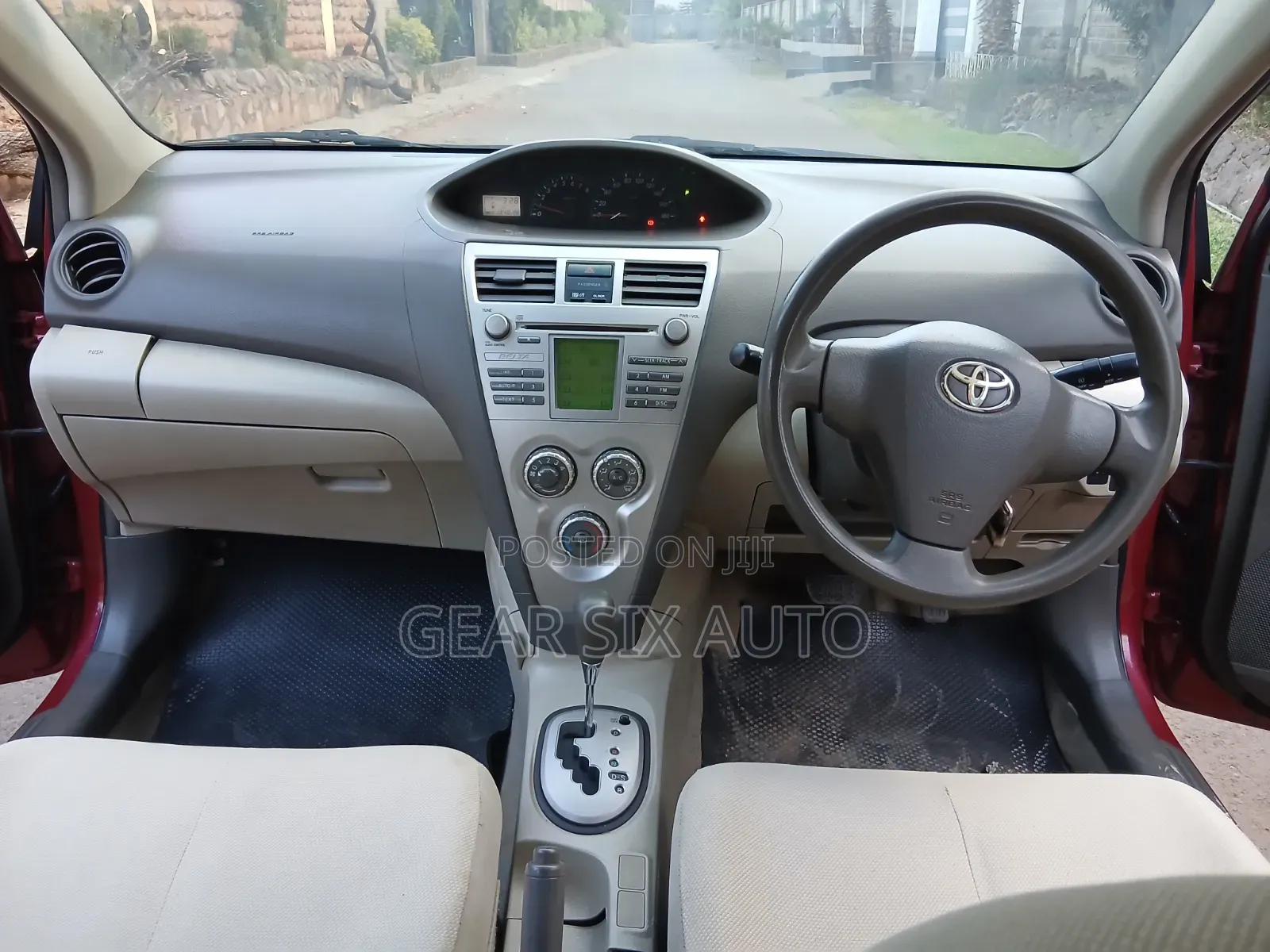 Toyota Belta 2009 Red