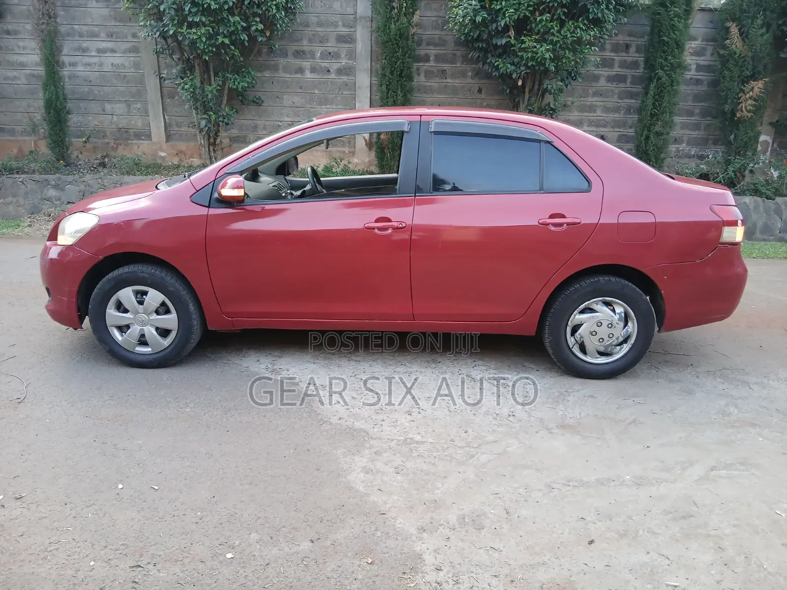 Toyota Belta 2009 Red