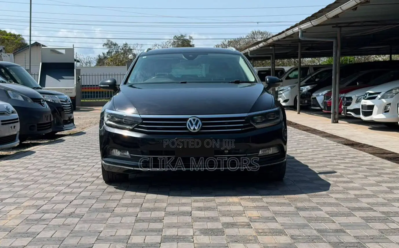 Volkswagen Passat 2.0T Wolfsburg Edition 2019 Black