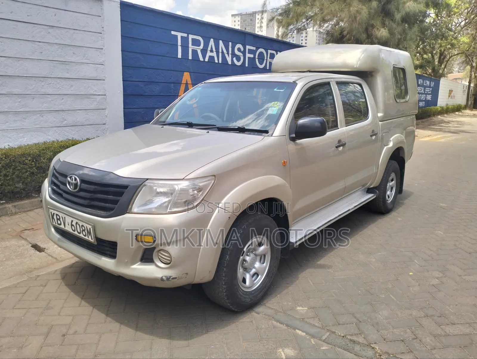 Toyota Hilux 2014 Gray