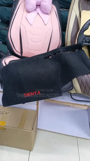 Sienta Dashboard Cover