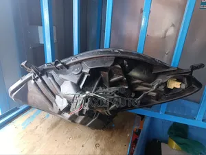 Vitz 2008/2009/2010 Headlight