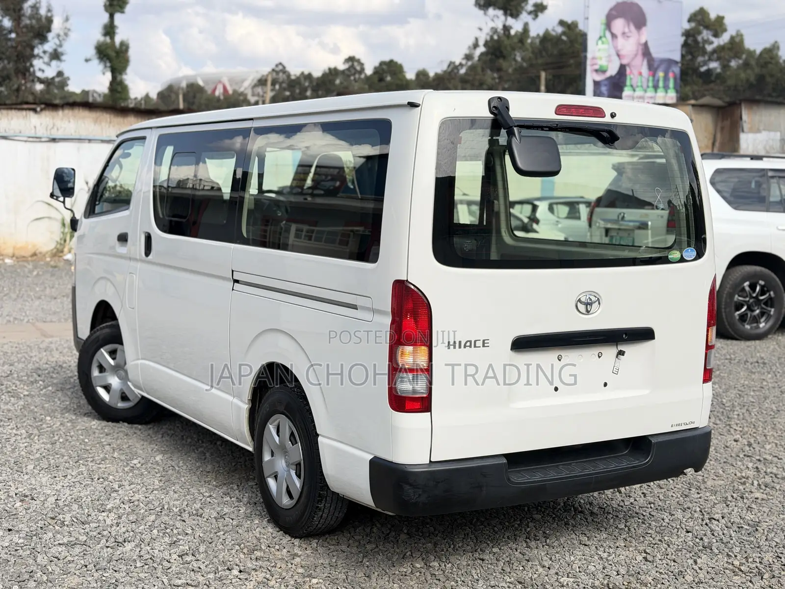 Toyota HiAce 2019 White
