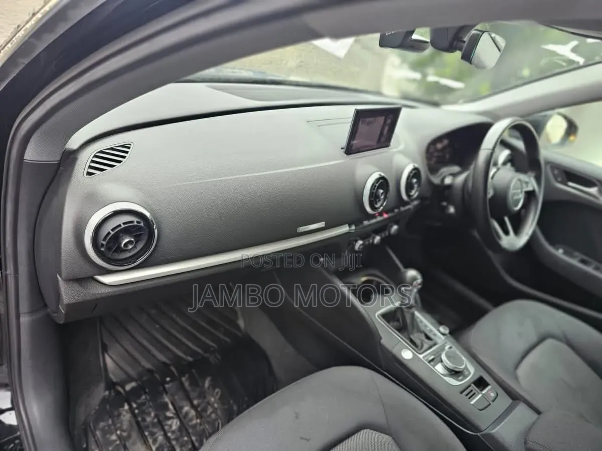 Audi Q7 Premium 2020 Black