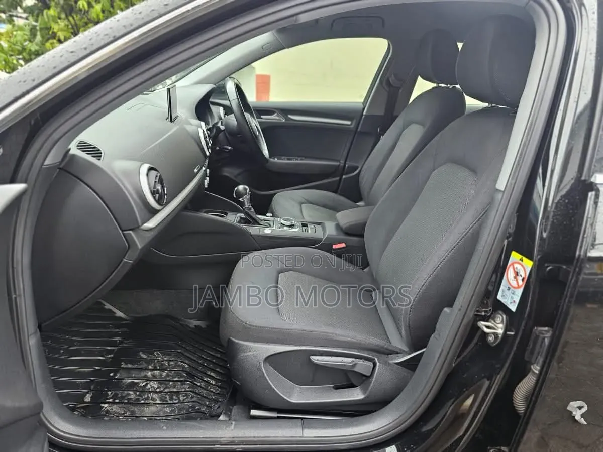 Audi Q7 Premium 2020 Black