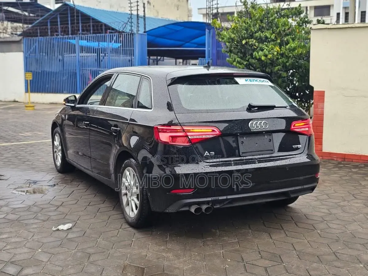 Audi Q7 Premium 2020 Black