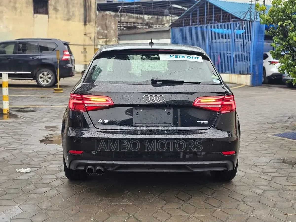 Audi Q7 Premium 2020 Black