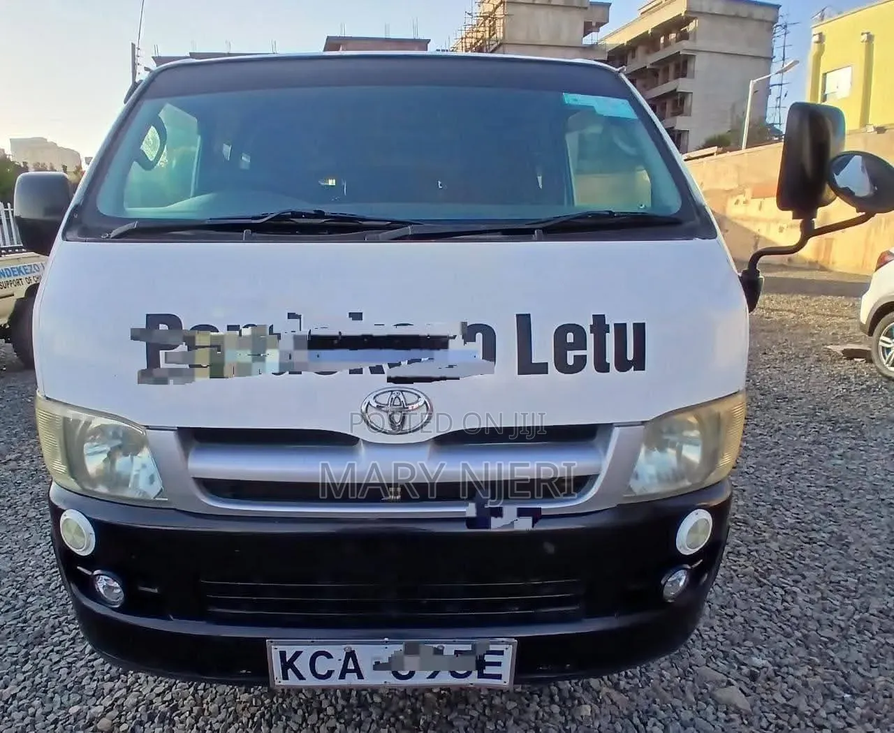 Toyota HiAce 2010 White