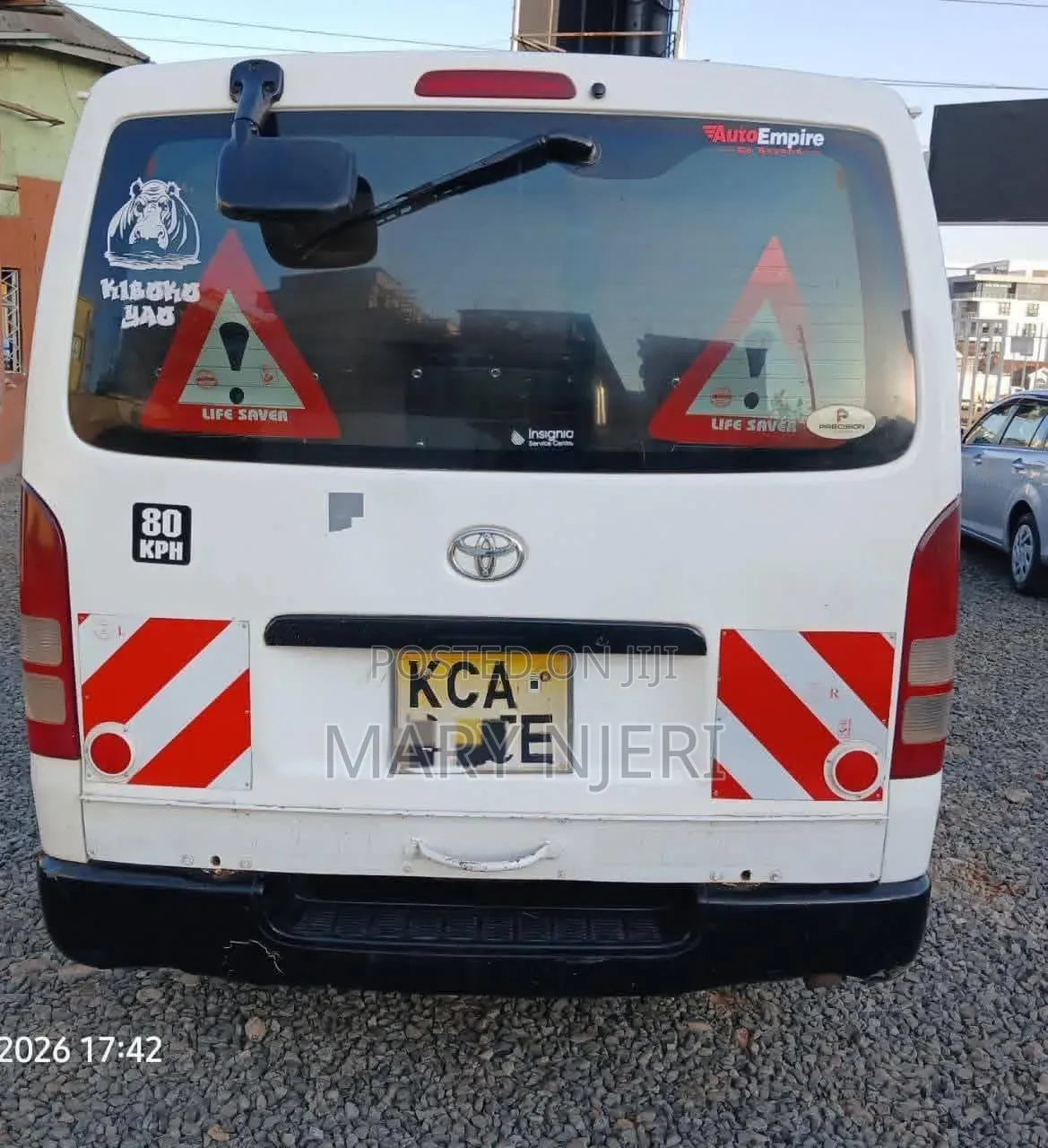 Toyota HiAce 2010 White