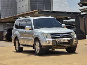 Mitsubishi Pajero 3.2 DI-D Elegance 2005 Silver