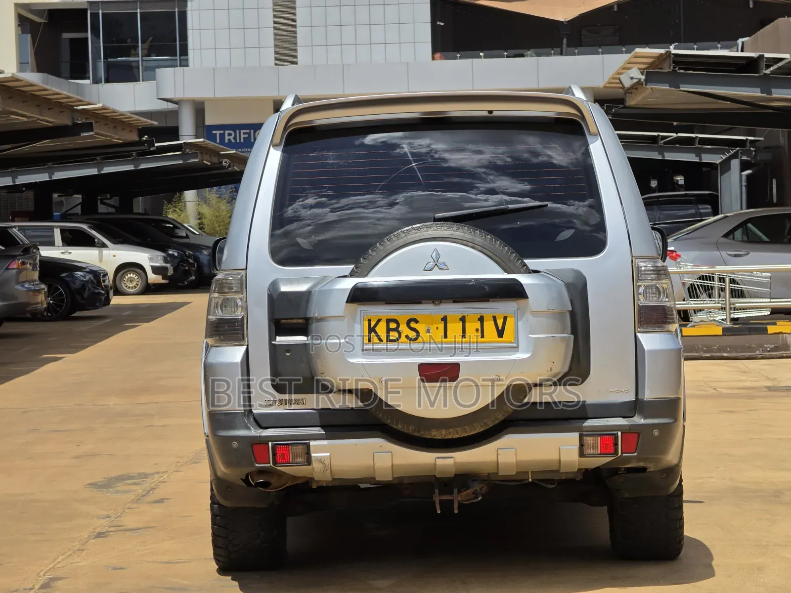 Mitsubishi Pajero 3.2 DI-D Elegance 2005 Silver
