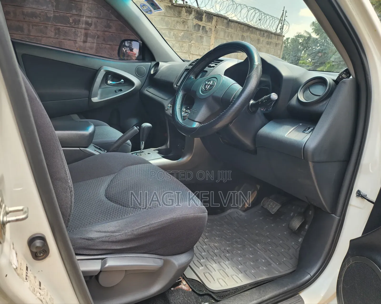 Toyota RAV4 2009