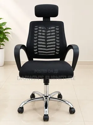 Swivel Cresting Rail Chair