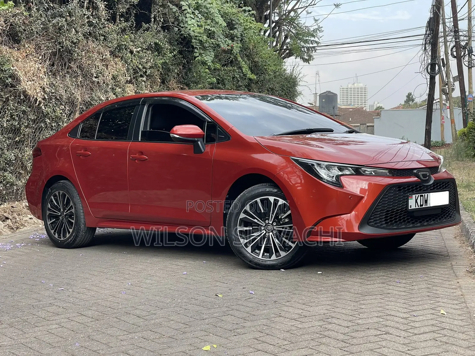Toyota Corolla 2019 Orange