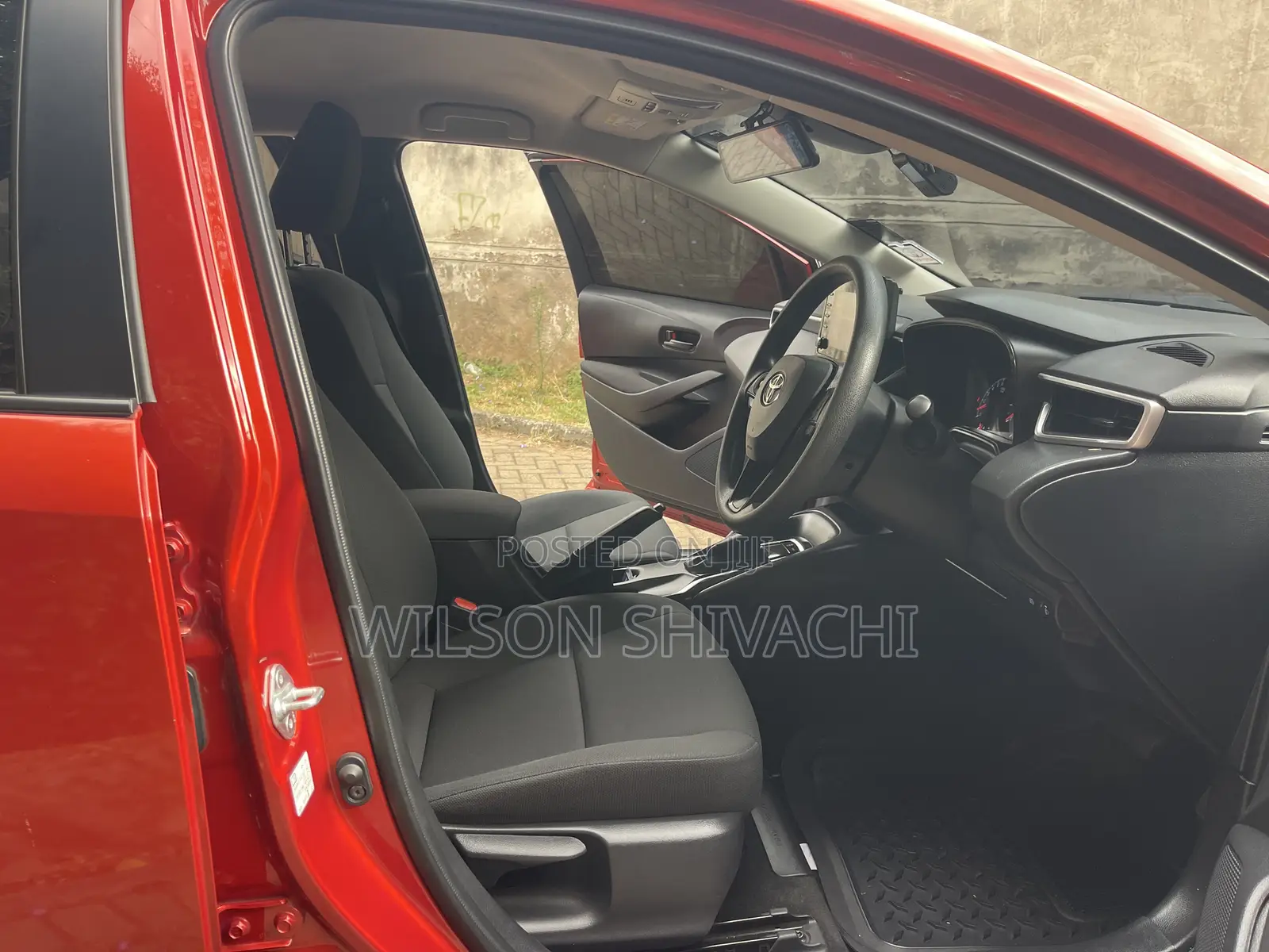 Toyota Corolla 2019 Orange