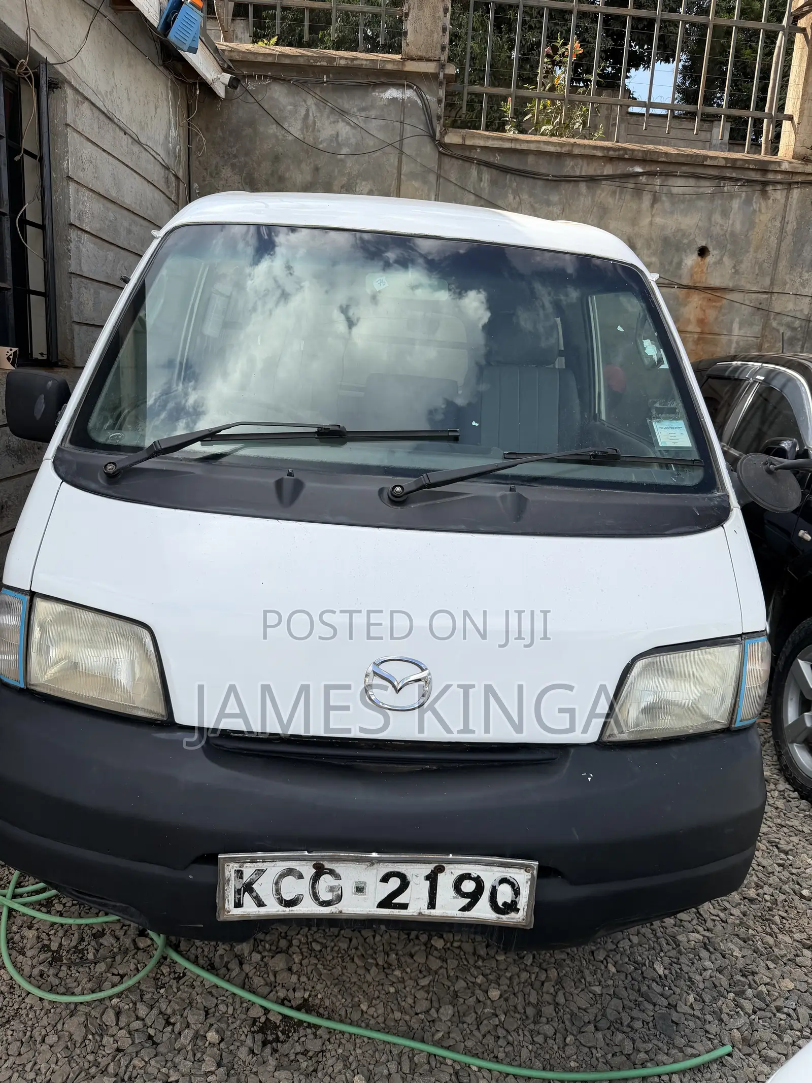 Mazda B-series 2009 White