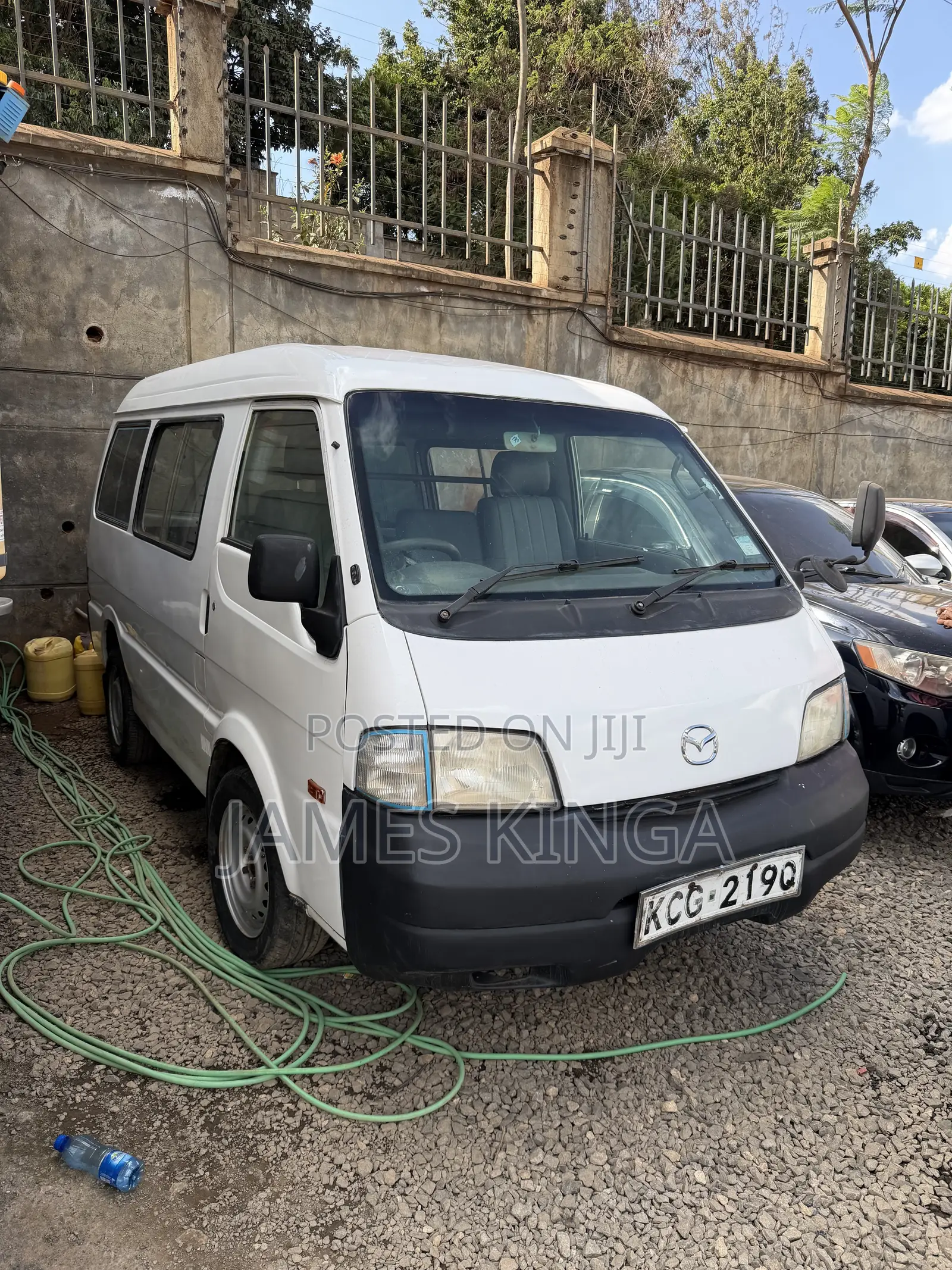 Mazda B-series 2009 White