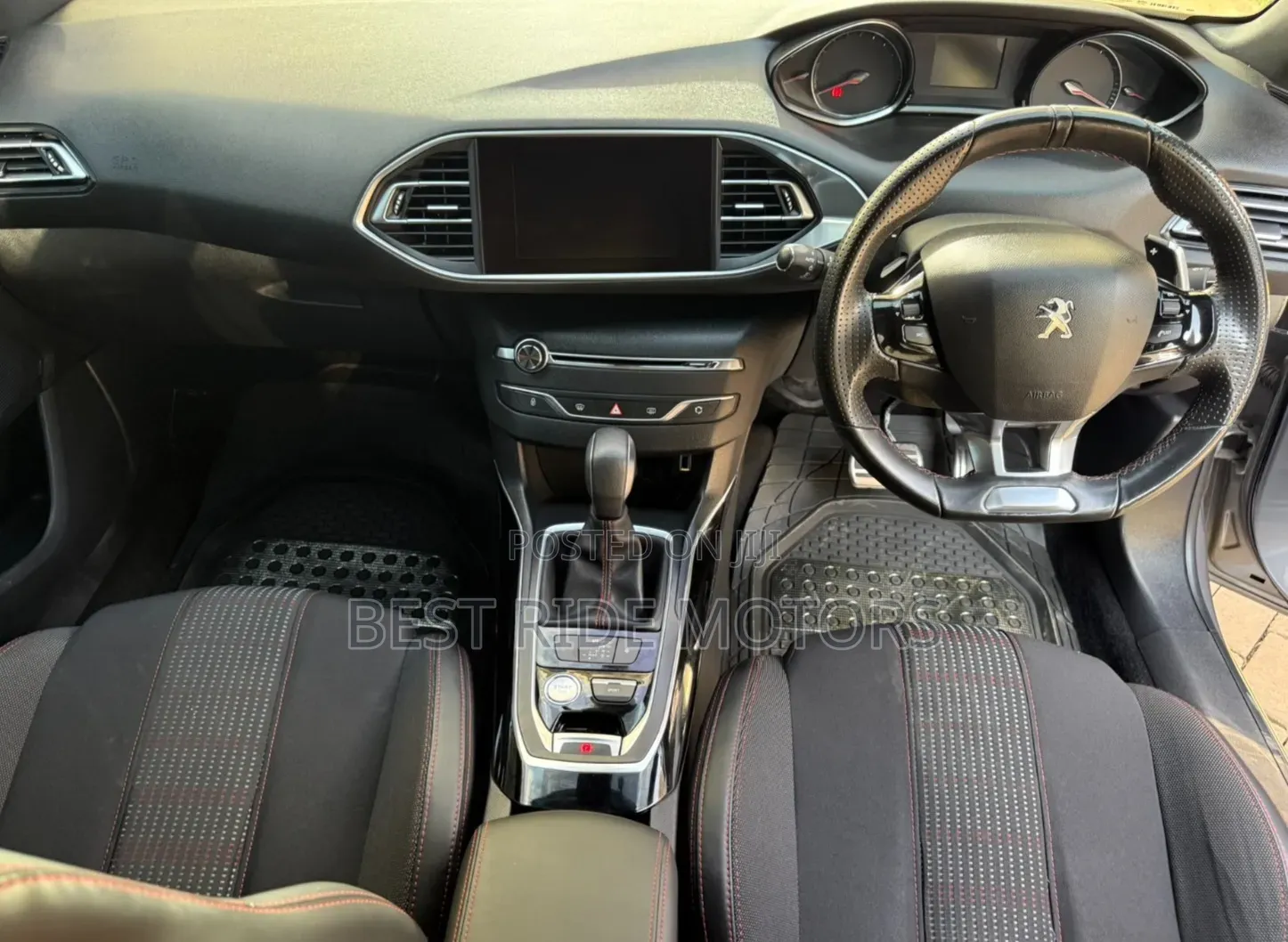 Peugeot 308 2018 Silver