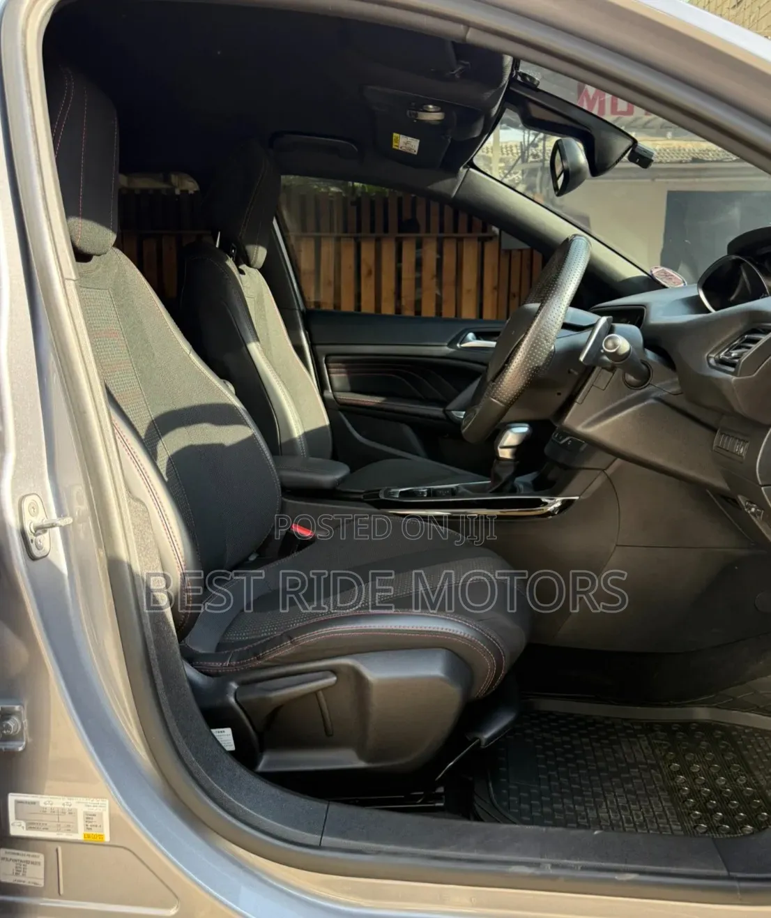 Peugeot 308 2018 Silver