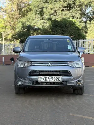 Mitsubishi Outlander 2014 Silver