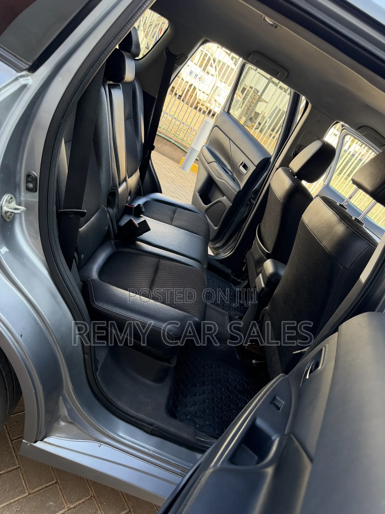 Mitsubishi Outlander 2014 Silver