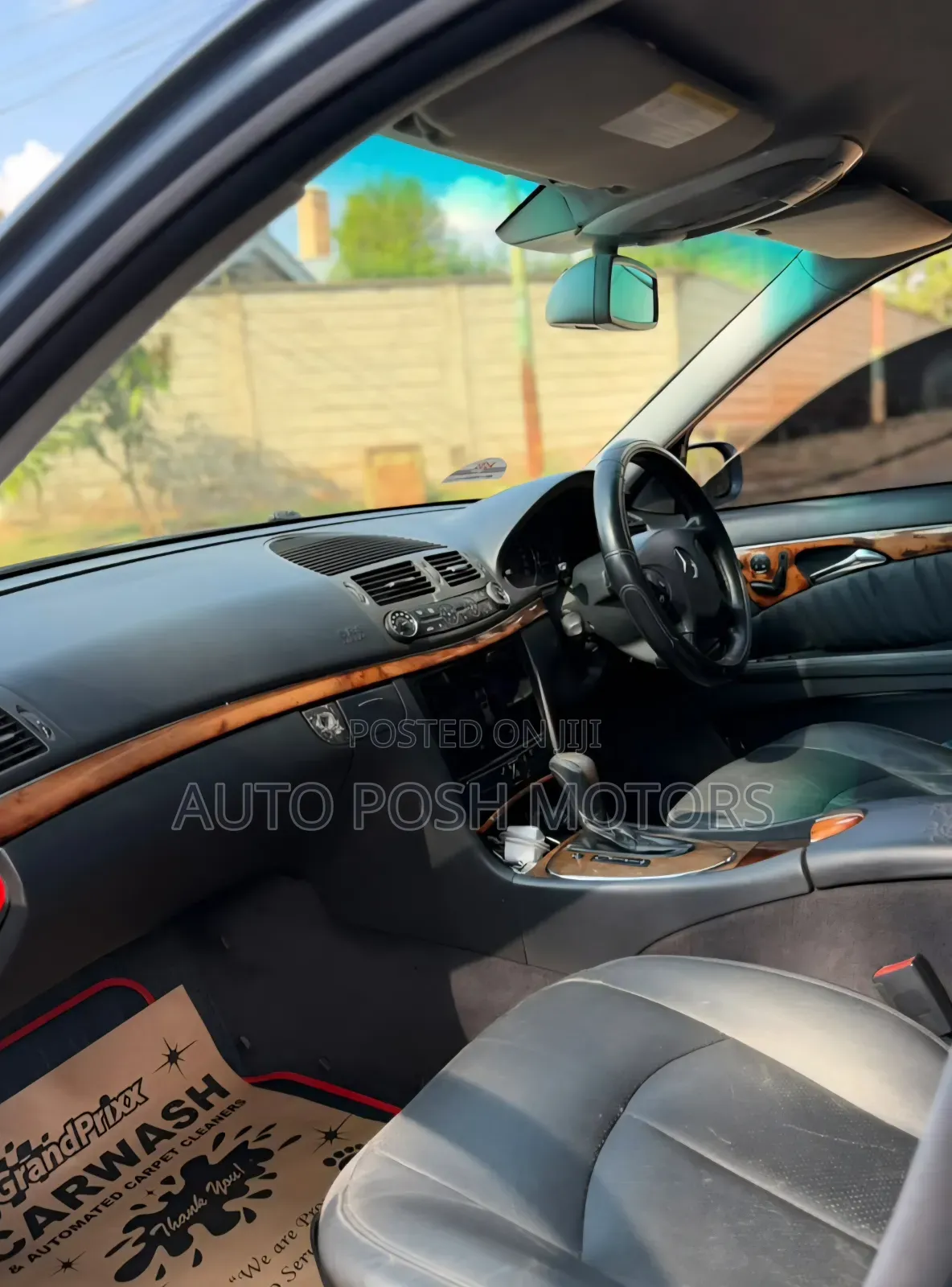 Mercedes-Benz E200 2006 Blue