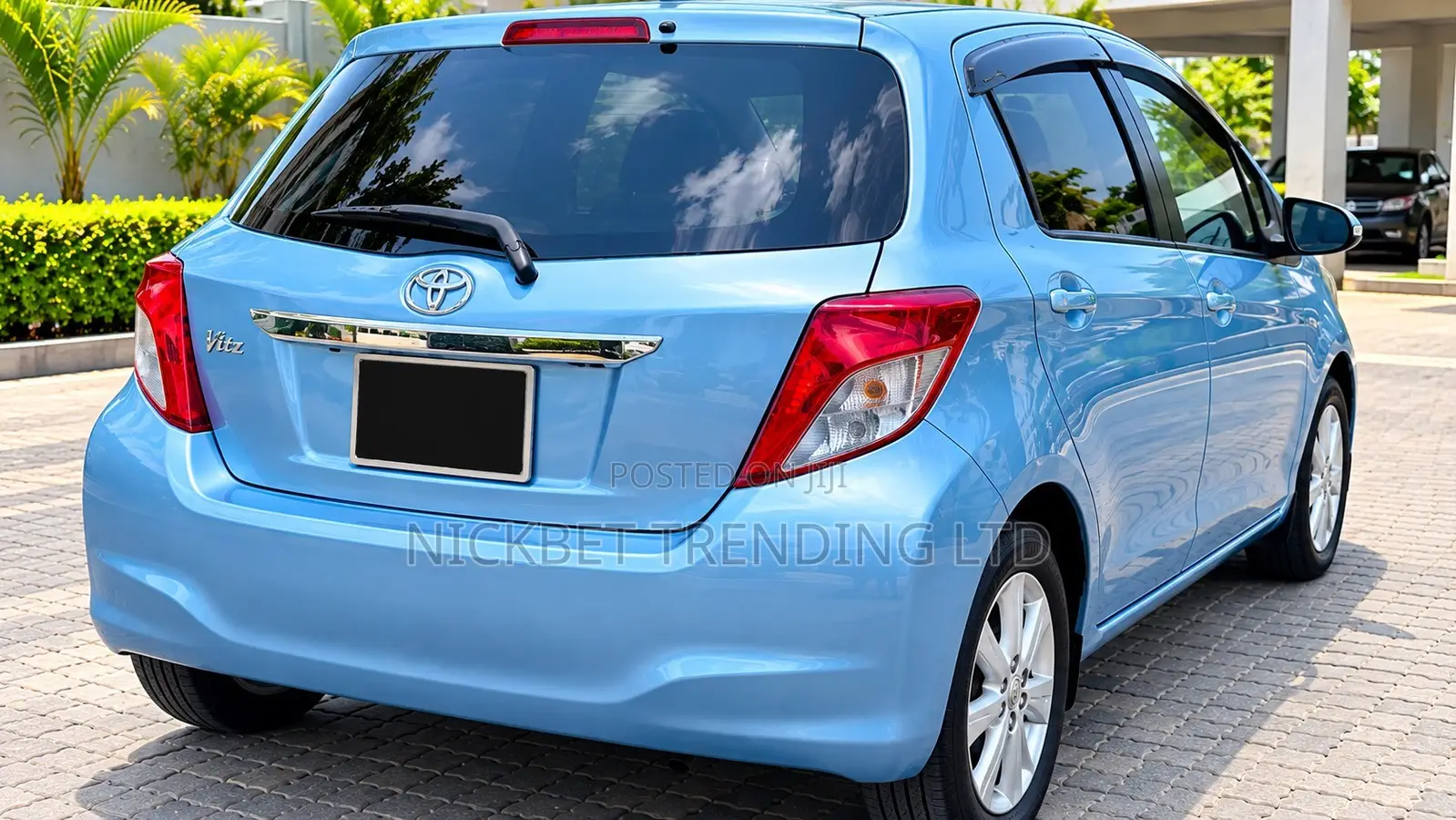 Toyota Vitz 2011 Blue