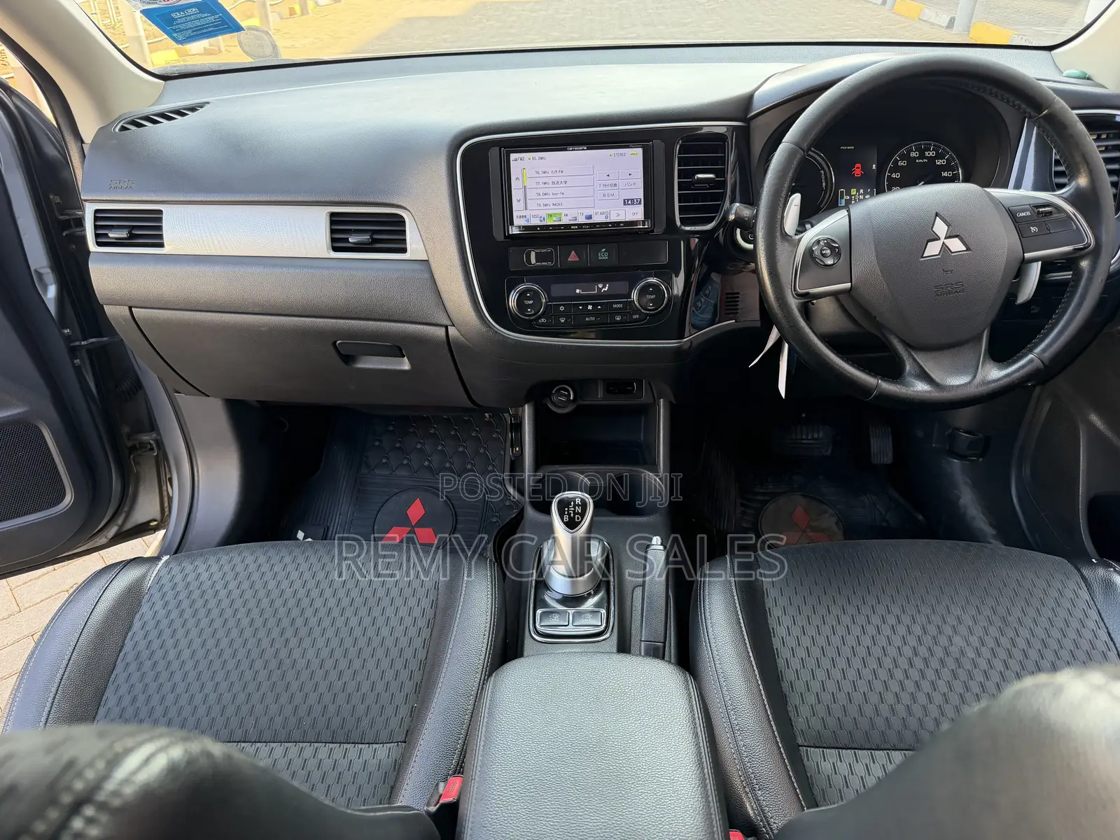 Mitsubishi Outlander 2014 Silver