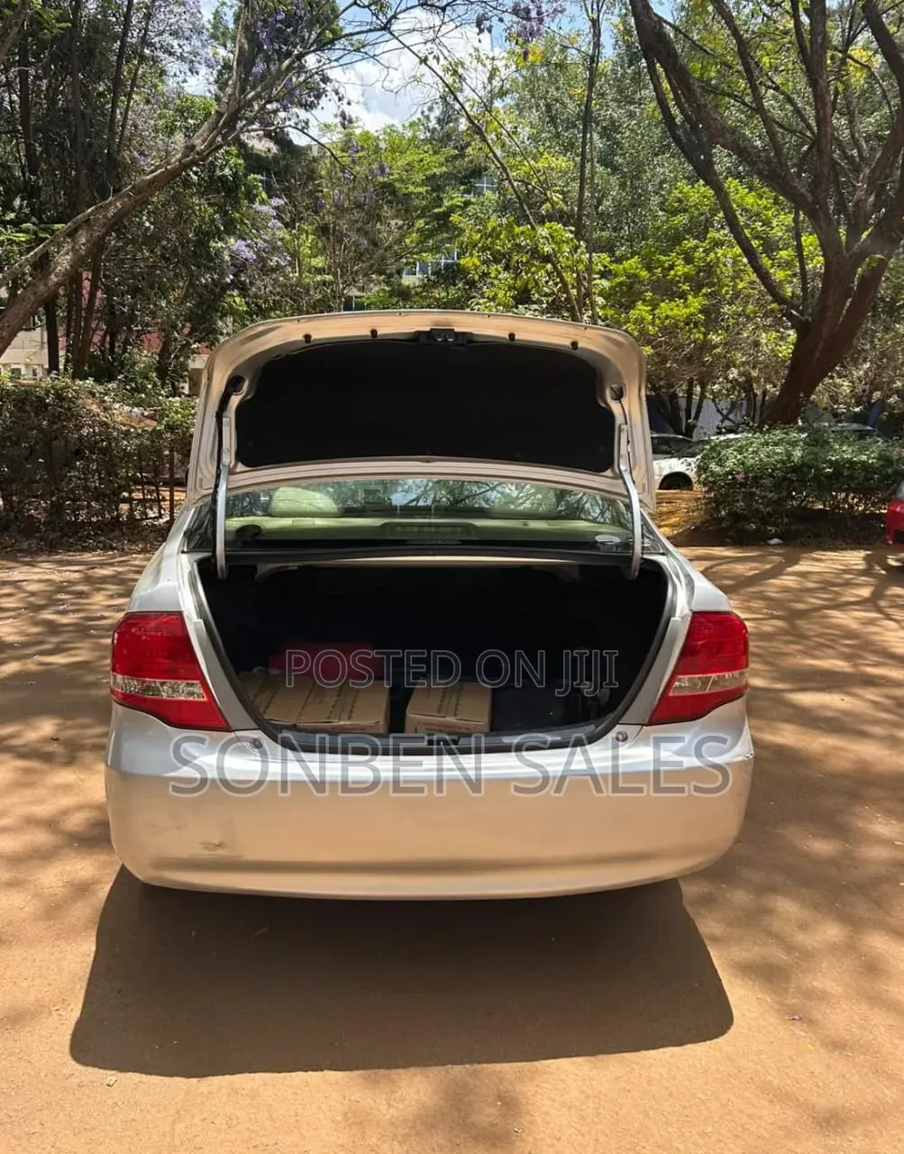 Toyota Axio 1.5 X 2WD 2011 Silver